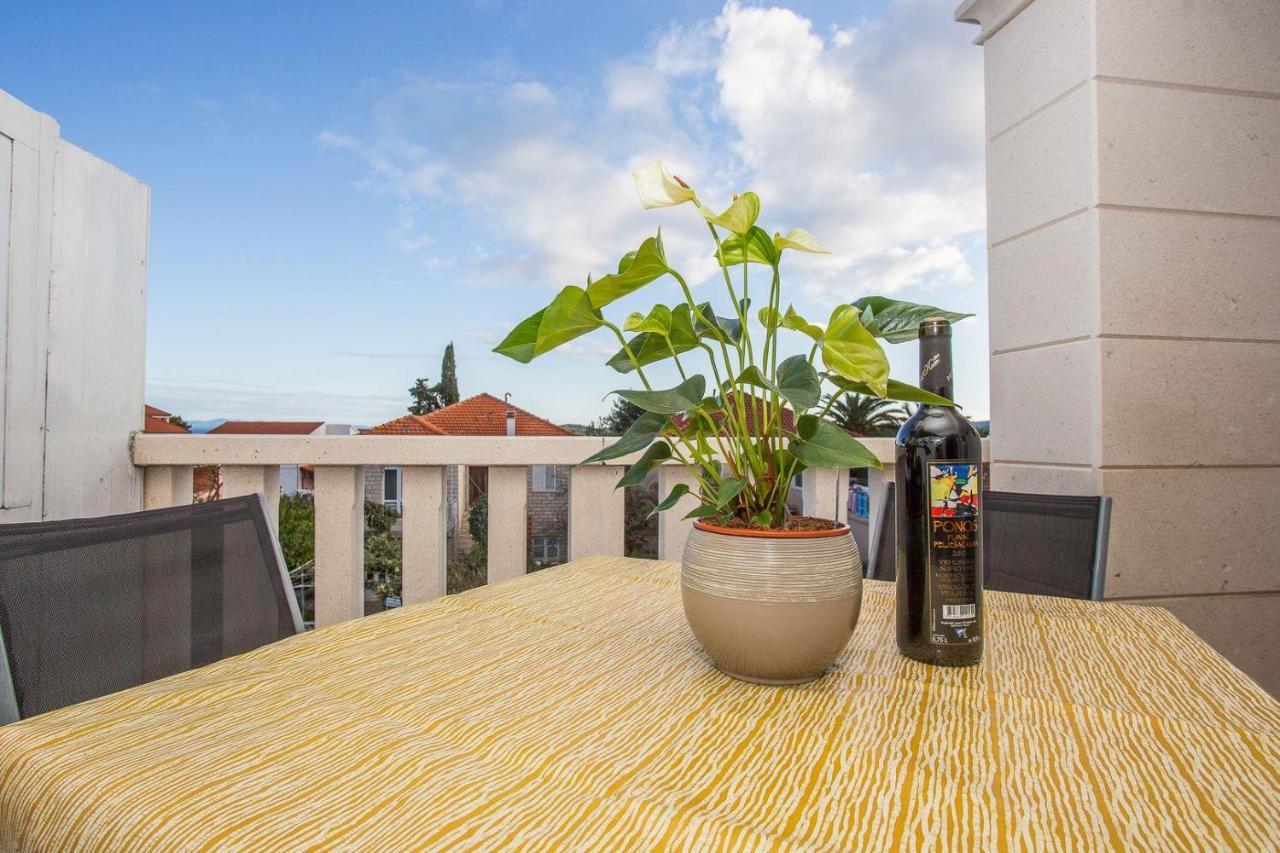 אורביץ Apartments Mira On The Peljesac Peninsula מראה חיצוני תמונה