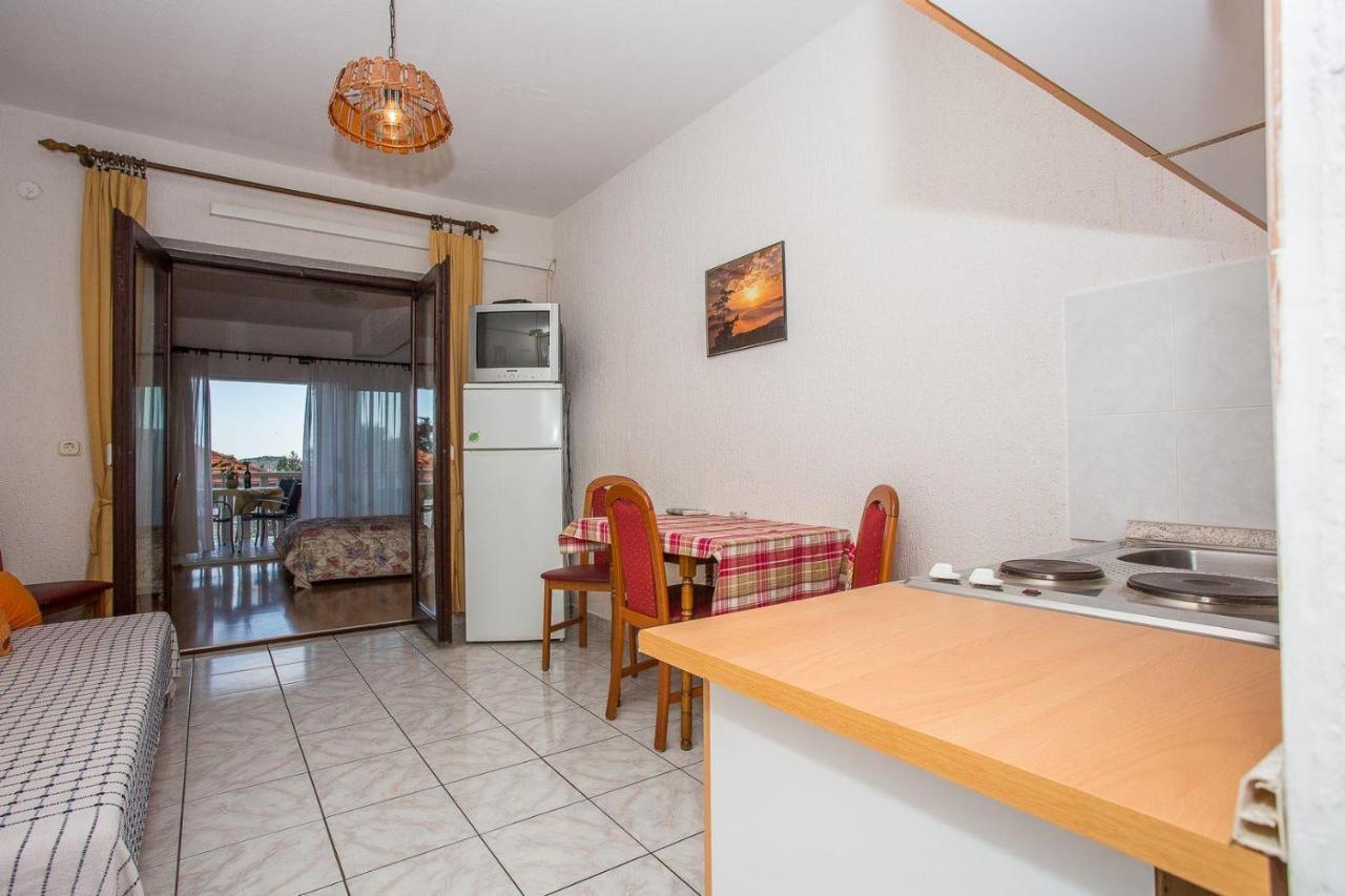 אורביץ Apartments Mira On The Peljesac Peninsula מראה חיצוני תמונה